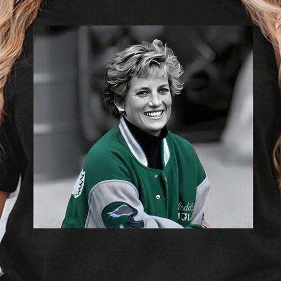 Princess Diana Philadelphia Eagles Coat Unisex T Shirt 79 - Picture 2 of 6